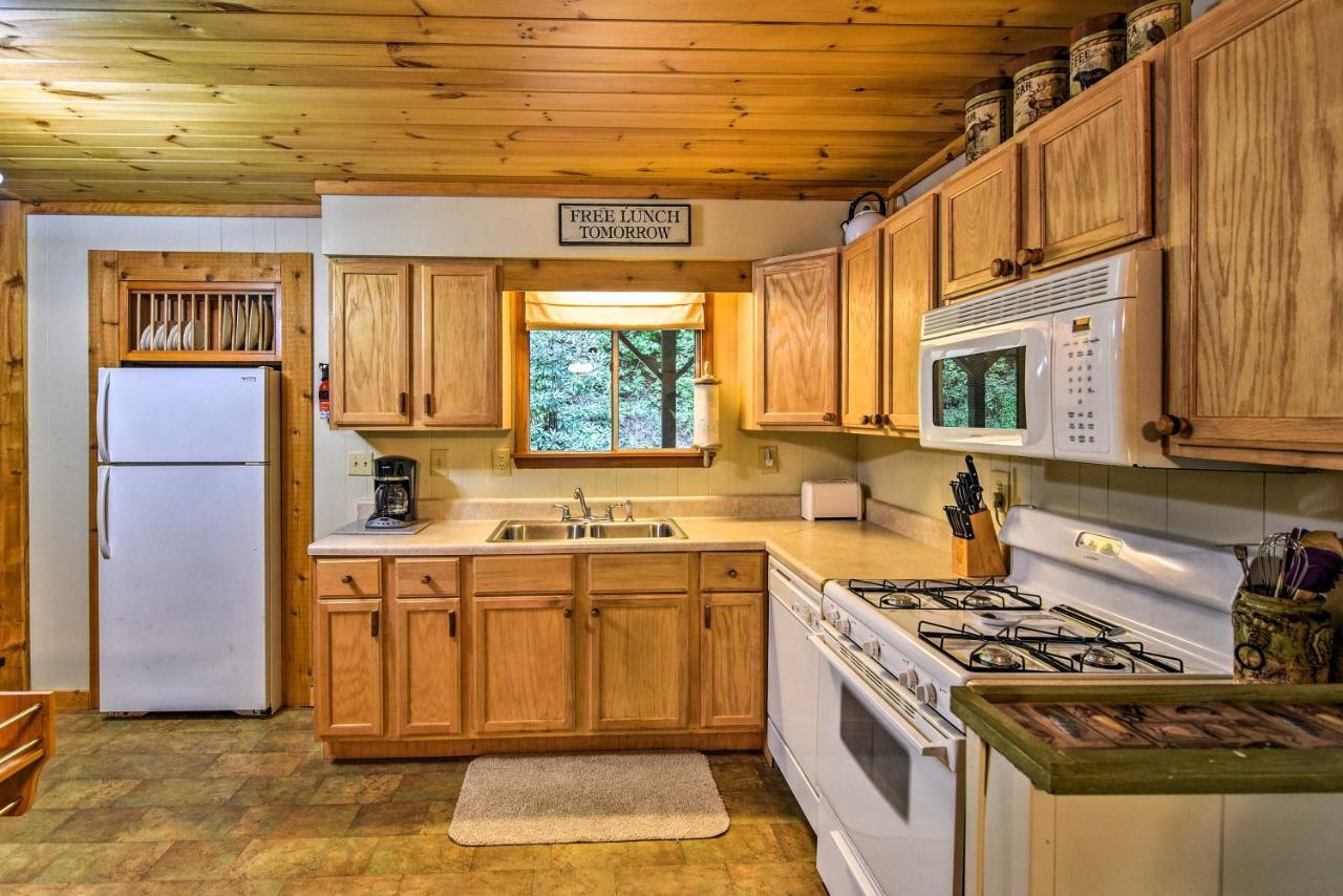 Robbinsville Cabin With Deck 3 Mi To Fontana Lake! ภายนอก รูปภาพ